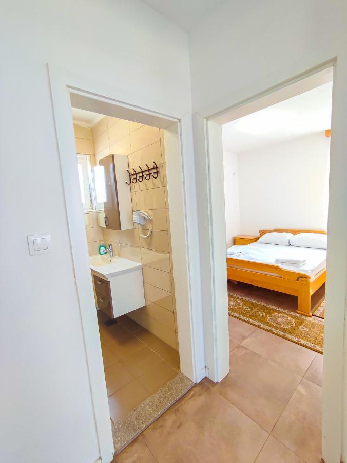 Oaza Mira Hotel & Resort-فندق ومنتجع واحة الهدوء Vlasic Dış mekan fotoğraf