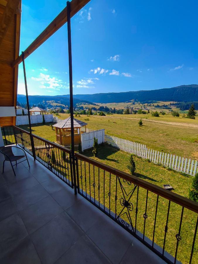 Oaza Mira Hotel & Resort-فندق ومنتجع واحة الهدوء Vlasic Dış mekan fotoğraf
